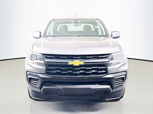 Used 2021 Chevrolet Colorado LT image 2