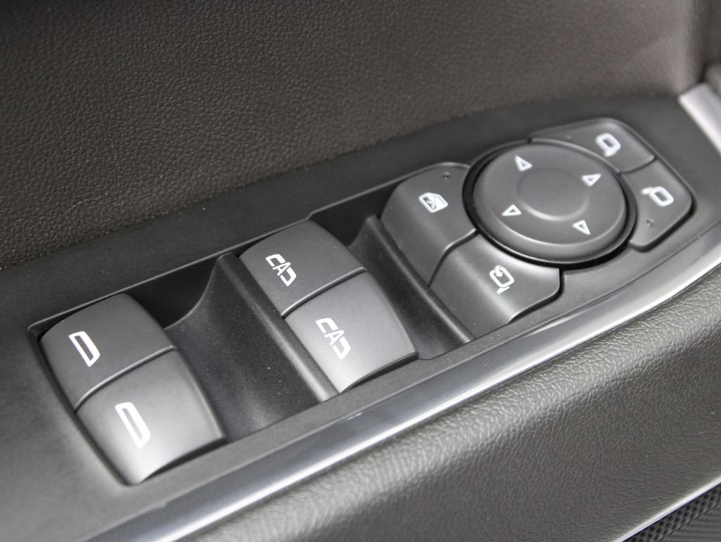 Used 2023 Chevrolet Silverado 1500 LTZ AWD/4WD image 74