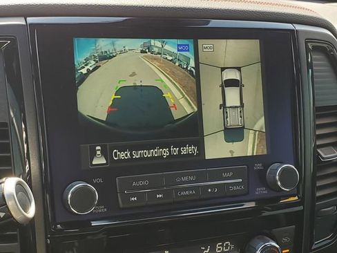 Used 2023 Nissan Titan PRO-4X w/ Pro-4x Convenience Package image 27