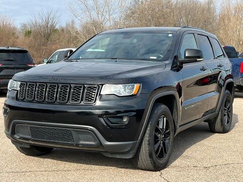 Used 2020 Jeep Grand Cherokee Limited image 36