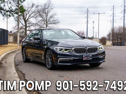 Used 2018 BMW 530i xDrive AWD/4WD image 3