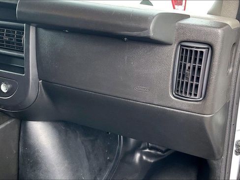 Used 2024 GMC Savana 2500 w/ Driver Convenience Package image 26