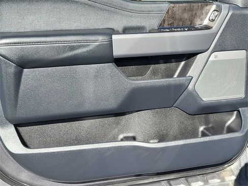 Used 2023 Ford F250 Lariat w/ Lariat Ultimate Package image 21