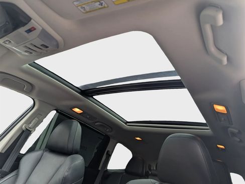Used 2019 Subaru Ascent Limited AWD/4WD image 27