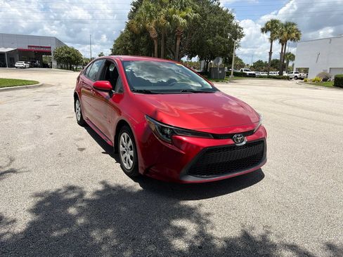 Used 2020 Toyota Corolla LE FWD image 7