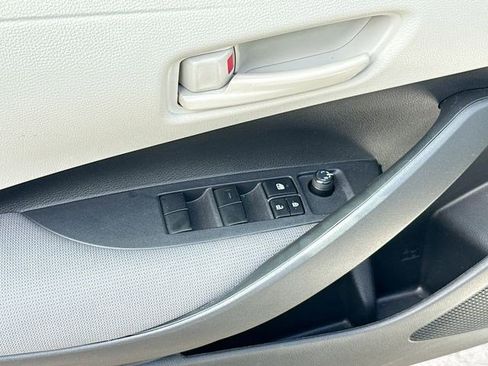 Used 2023 Toyota Corolla LE w/ LE Convenience Package image 20