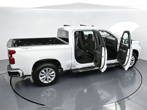Used 2022 Chevrolet Silverado 1500 Custom w/ Safety Confidence Package image 38