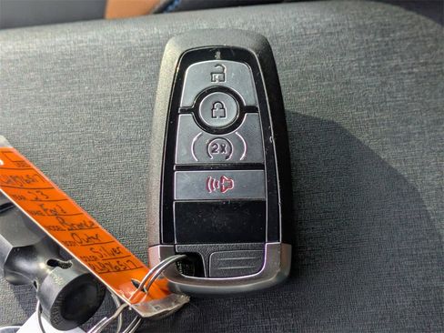 Used 2023 Ford Bronco Outer Banks image 30