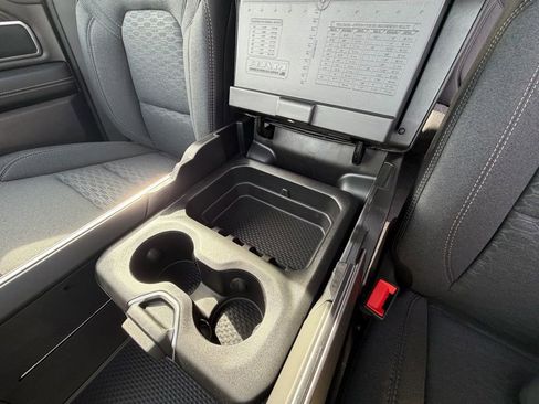 New 2026 RAM 1500 4x4 Crew Cab image 23