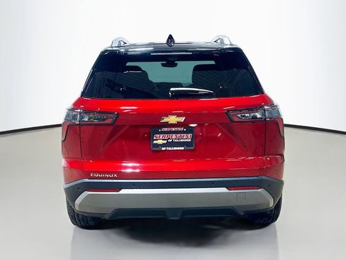 New 2026 Chevrolet Equinox LT w/ Safety and Technology Package FWD image 9
