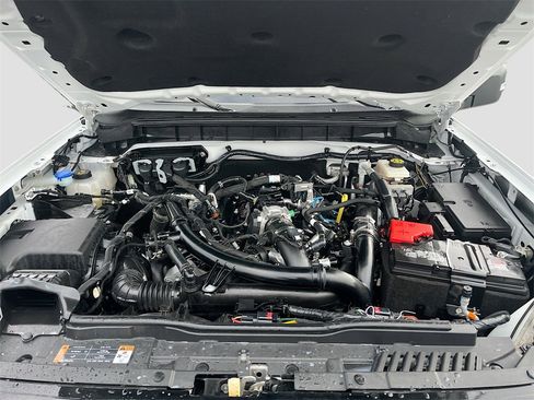 Used 2024 Ford Bronco Wildtrak image 30