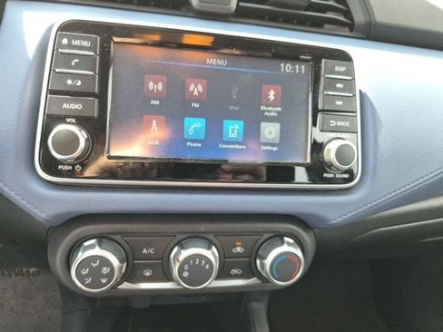 Used 2024 Nissan Versa SV FWD image 22