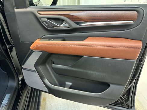 Used 2024 GMC Yukon Denali Ultimate image 27