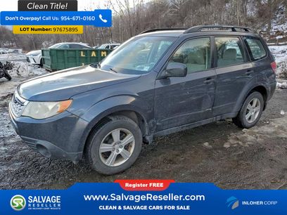 Used 2013 Subaru Forester 2.5X w/ Popular Pkg 1