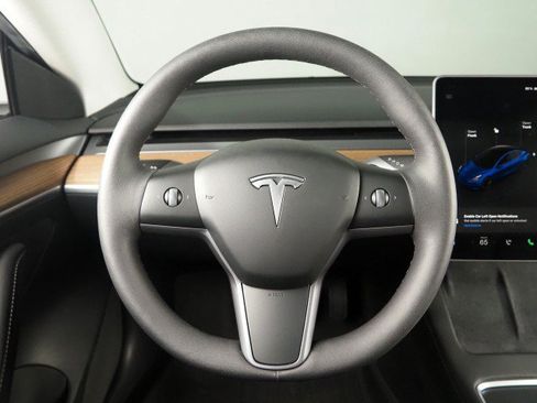 Used 2023 Tesla Model 3 RWD image 19