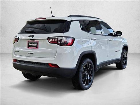 New 2026 Jeep Compass Latitude AWD/4WD image 2