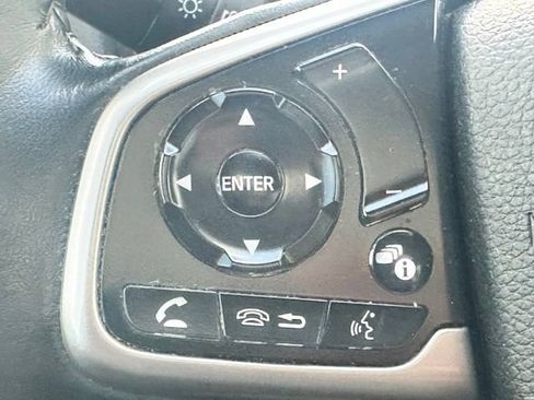 Used 2020 Honda CR-V Touring image 12