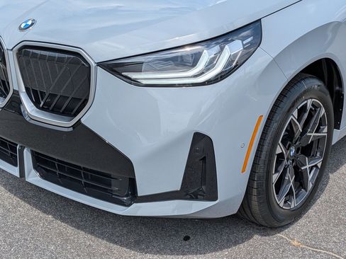 New 2026 BMW X3 xDrive30i w/ Premium Package AWD/4WD image 9