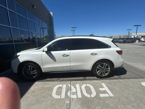 Used 2017 Acura MDX FWD w/ Advance & Entertainment image 5