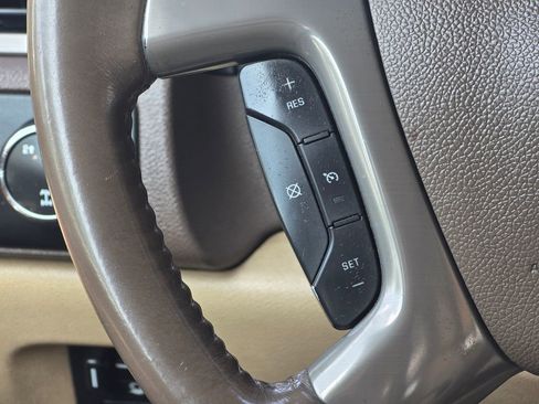 Used 2014 Chevrolet Silverado 2500 LTZ w/ LTZ Plus Package image 18