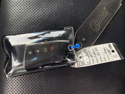 Used 2020 Lexus ES 350 w/ Premium Package image 37