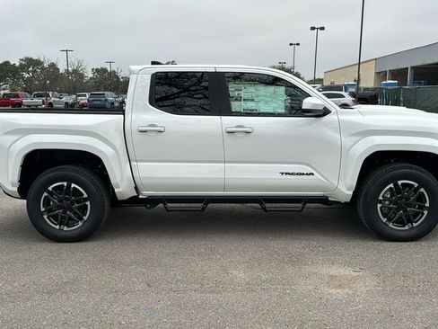 New 2026 Toyota Tacoma TRD Sport image 10