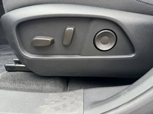 Used 2026 GMC Terrain Denali AWD/4WD image 23