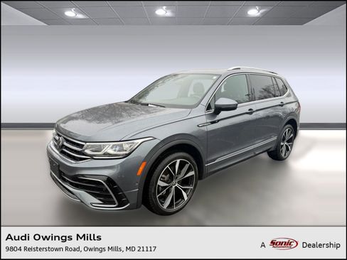 Used 2024 Volkswagen Tiguan SEL R-Line image 1