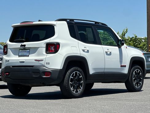 Certified 2023 Jeep Renegade Trailhawk AWD/4WD image 4