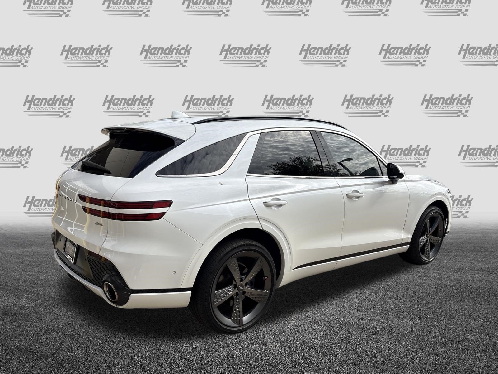 Used 2022 Genesis GV70 2.5T w/ Sport Prestige Package AWD/4WD image 10