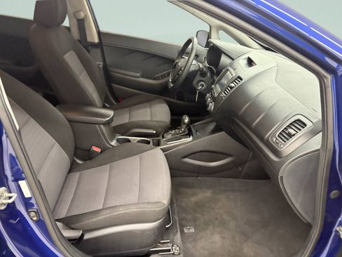 Used 2018 Kia Forte S FWD image 18