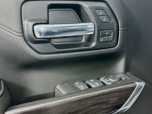 Certified 2020 Chevrolet Silverado 2500 LTZ w/ LTZ Plus Package image 19