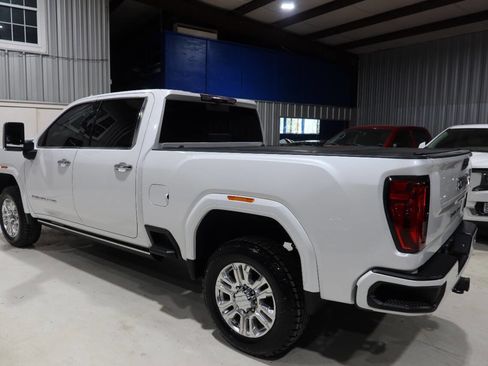 Used 2023 GMC Sierra 2500 Denali w/ Denali Ultimate Package AWD/4WD image 3