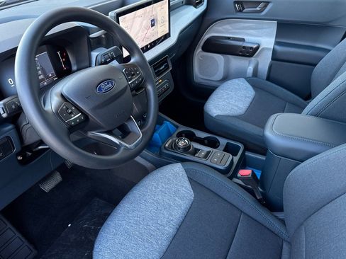 New 2026 Ford Maverick XLT image 10