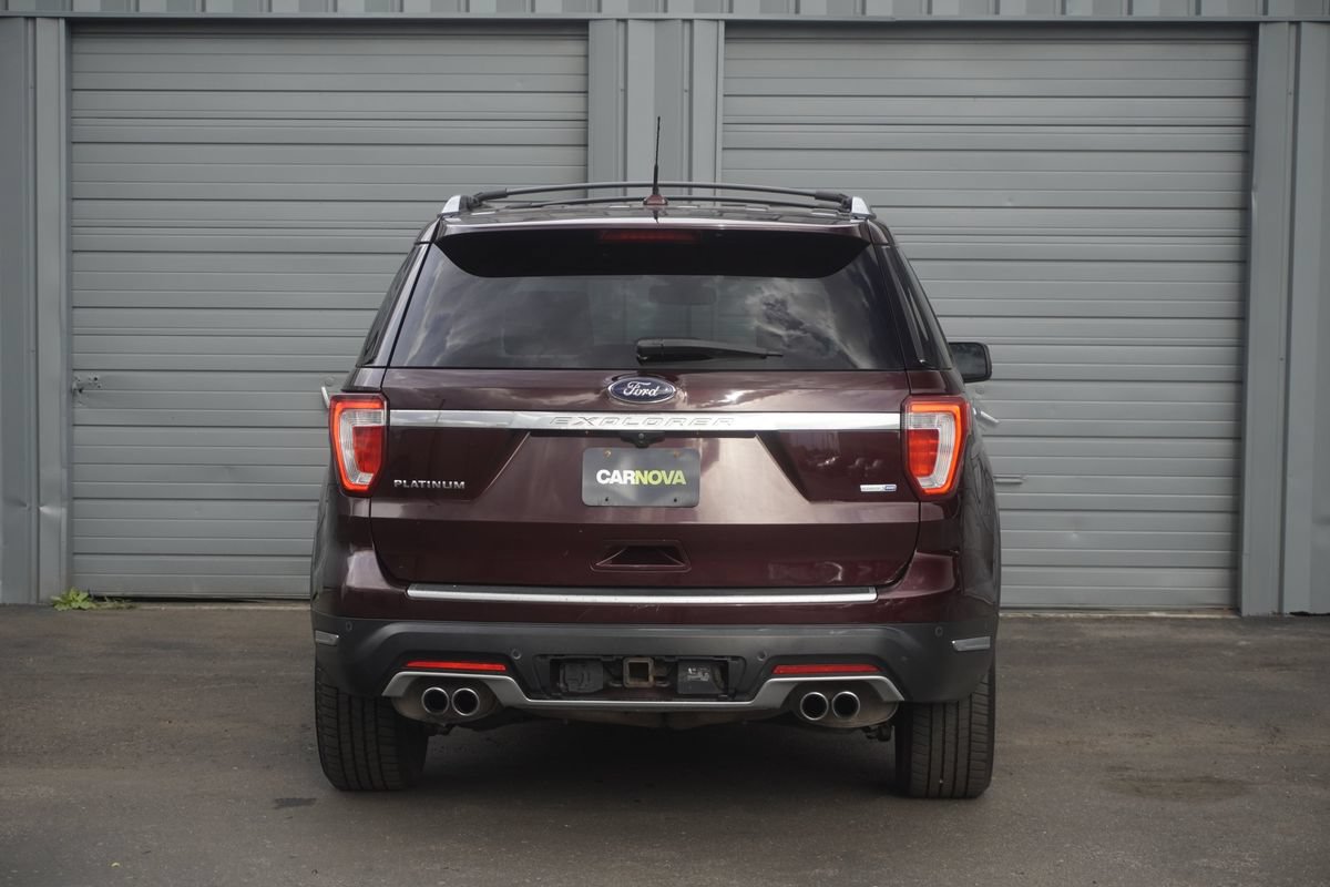 Used 2018 Ford Explorer Platinum AWD/4WD image 4
