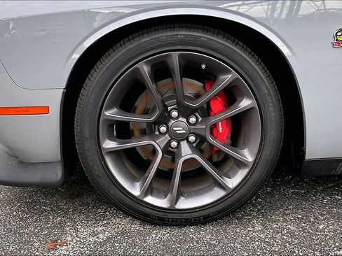 Used 2022 Dodge Challenger R/T Scat Pack w/ Plus Package image 11