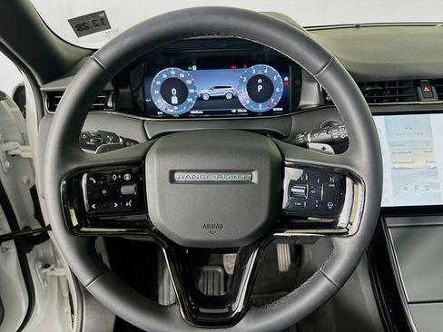 Used 2024 Land Rover Range Rover Evoque S AWD/4WD image 12