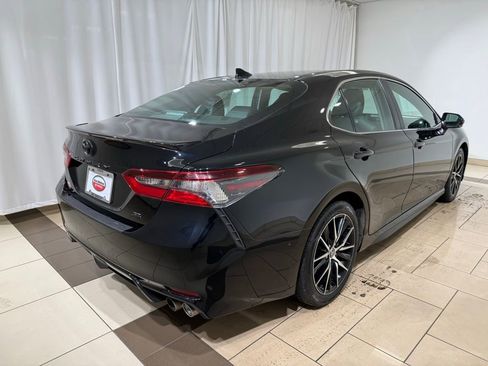 Certified 2024 Toyota Camry SE image 5