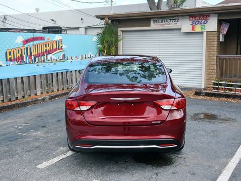 Used 2015 Chrysler 200 Limited FWD image 27
