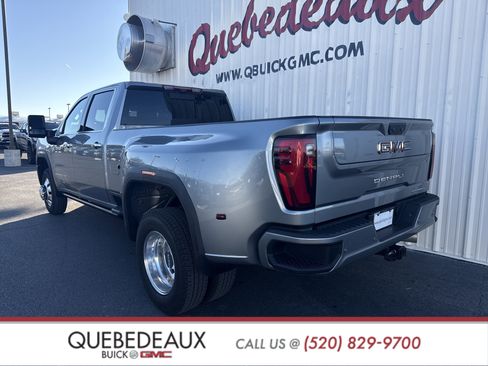 Used 2024 GMC Sierra 3500 Denali w/ Denali Reserve Package image 15