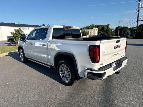Used 2021 GMC Sierra 1500 Denali w/ Denali Ultimate Package AWD/4WD image 5