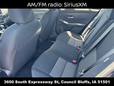Used 2022 Nissan Sentra SV w/ Trunk Package FWD image 13