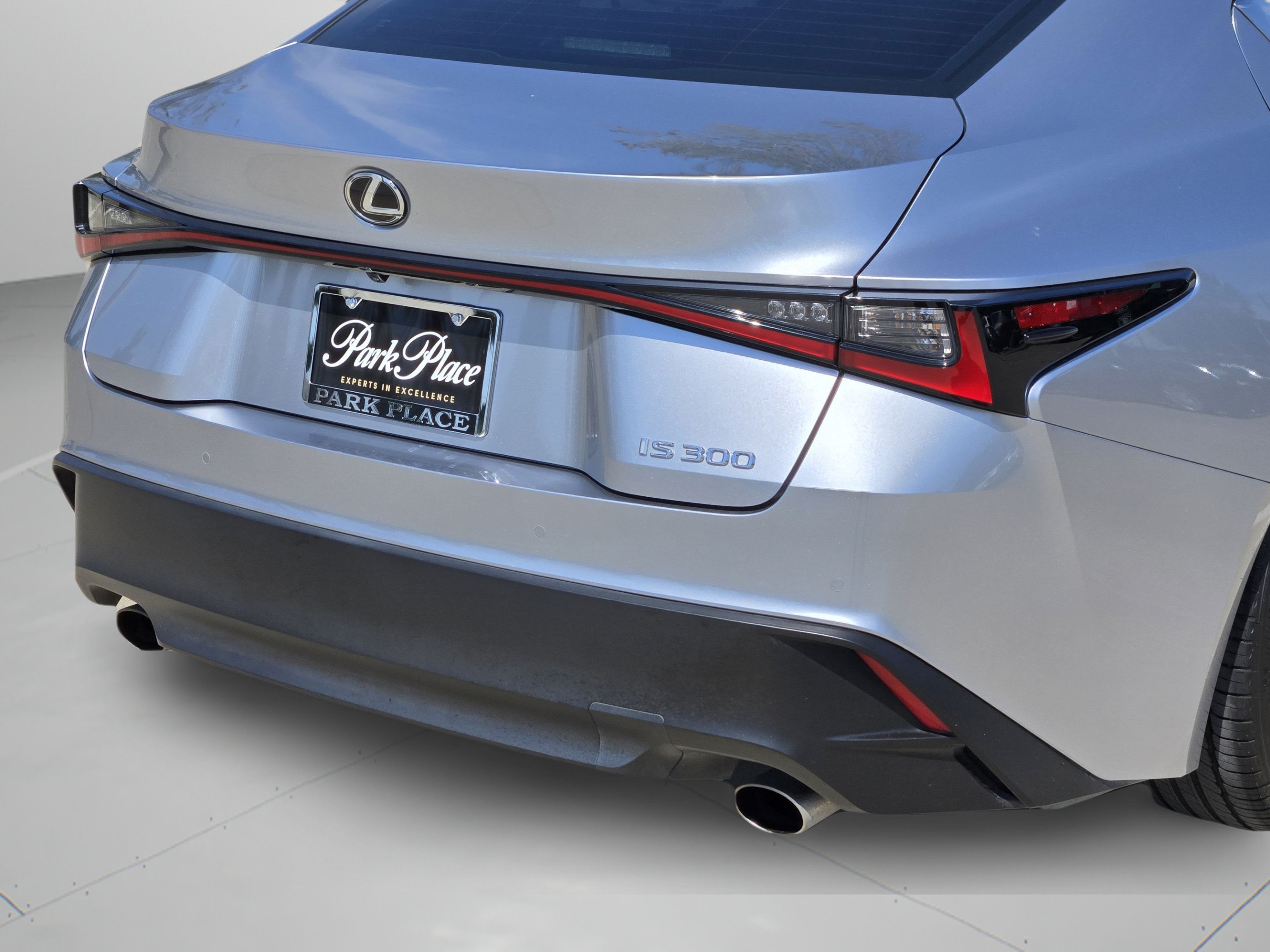 Used 2023 Lexus IS 300 w/ Premium Package RWD image 39