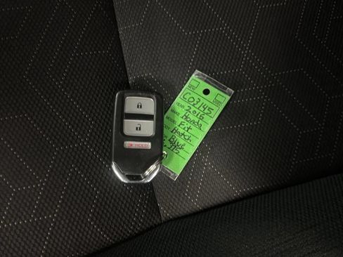 Used 2016 Honda Fit EX image 23