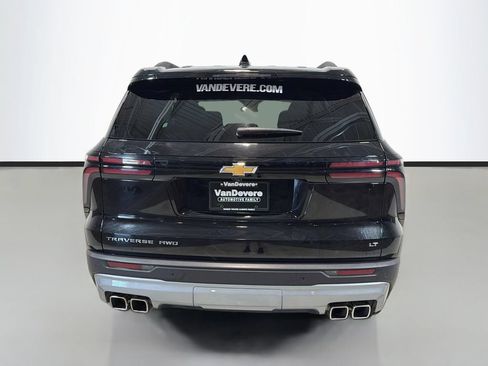 Used 2024 Chevrolet Traverse LT AWD/4WD image 8