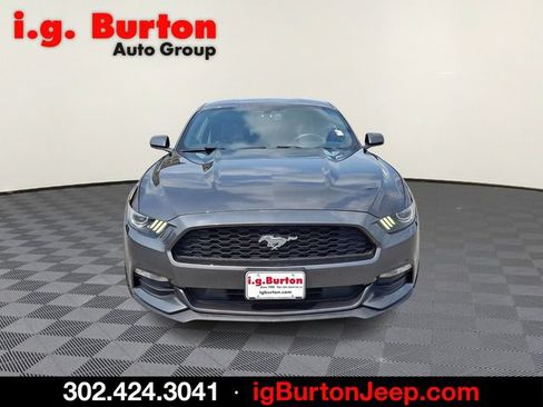 Used 2016 Ford Mustang Coupe RWD image 2