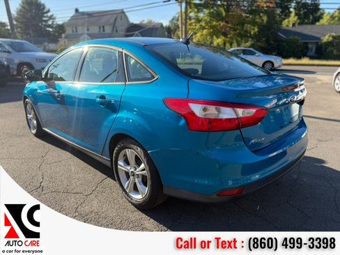 Used 2014 Ford Focus SE FWD image 5