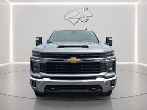 Used 2024 Chevrolet Silverado 2500 LT w/ Convenience Package AWD/4WD image 7
