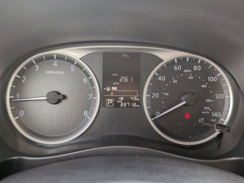 Used 2024 Nissan Kicks S w/ Interior Electronics Package FWD image 18