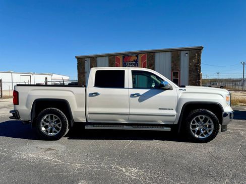 Used 2014 GMC Sierra 1500 SLT w/ SLT Crew Cab Value Package image 2